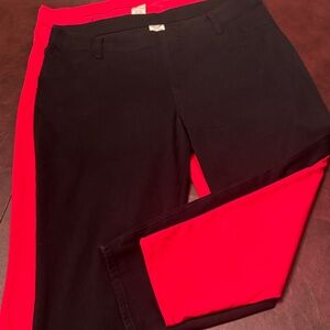 2 Pair Women’s Black and Red Jean Capris - XL (16-18)